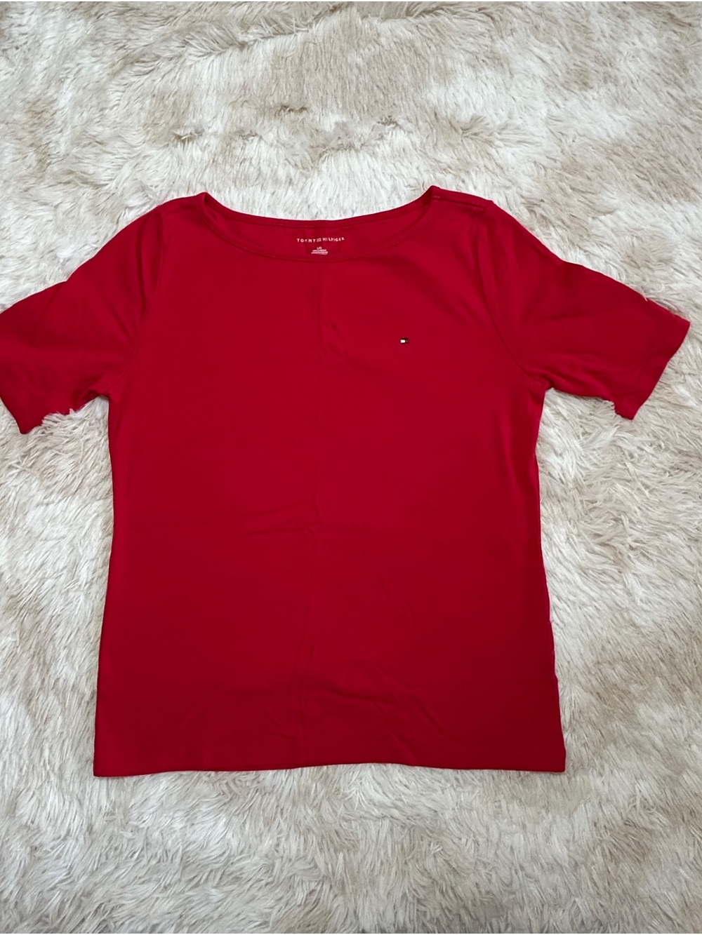 Tommy Hilfiger Red Short Sleeve Crewneck Tee with Chest Flag